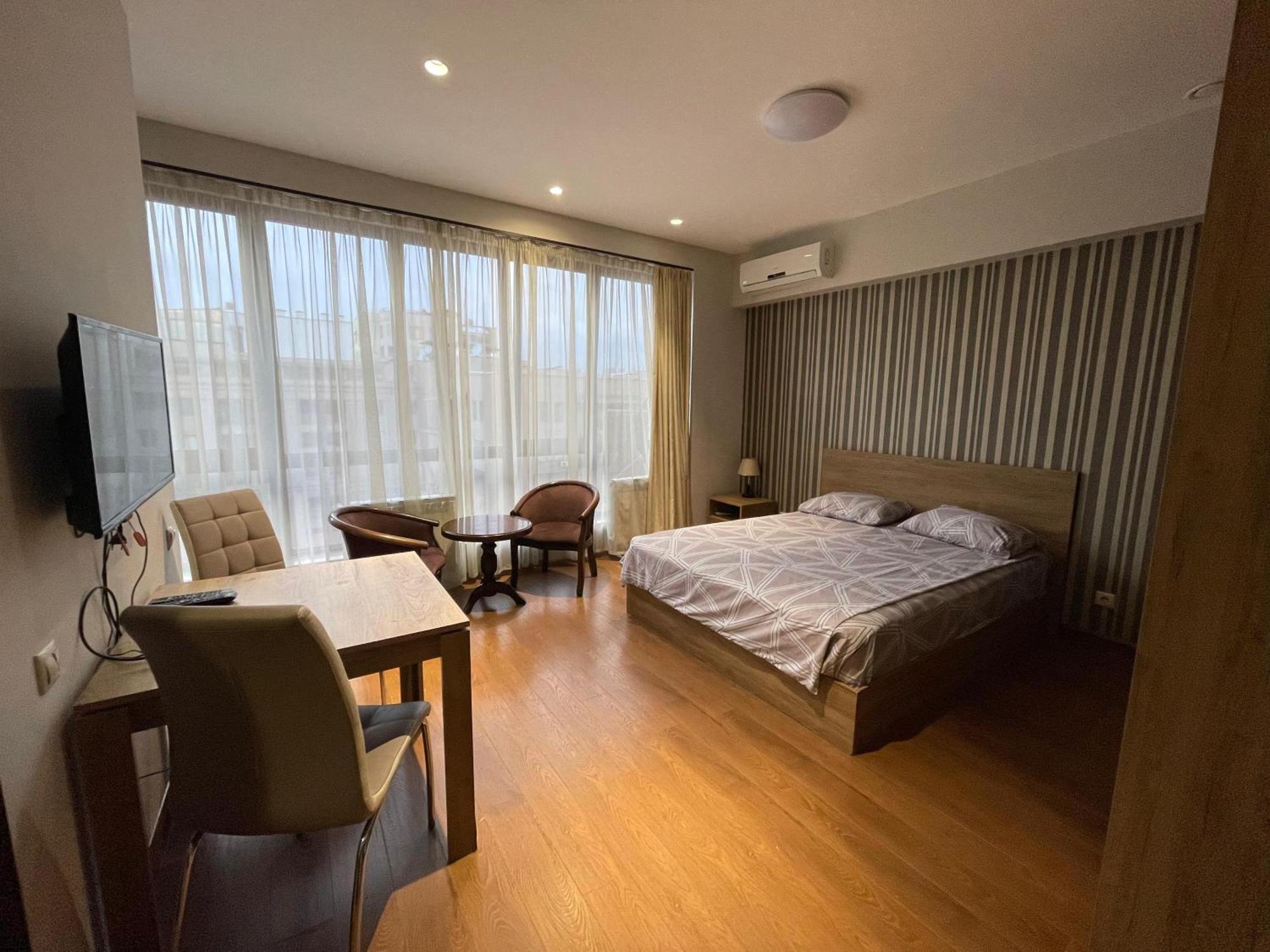 Apartment In Yerevan City Center Republic Square Self Check-In المظهر الخارجي الصورة