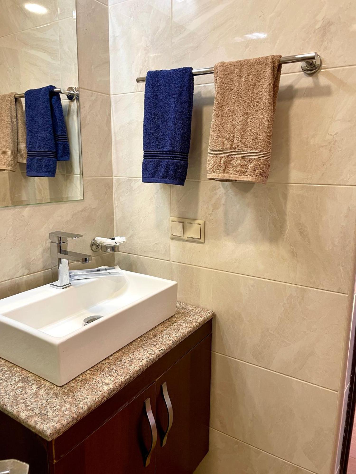 Apartment In Yerevan City Center Republic Square Self Check-In المظهر الخارجي الصورة